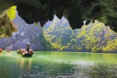 Halong Bay - Dark and Bright Cave – Hanoi (B, Br)